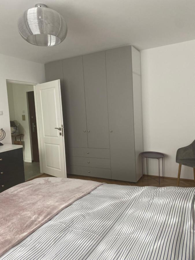 Astra 1Bedroom ブラショフ エクステリア 写真
