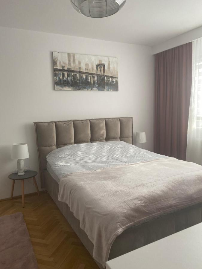 Astra 1Bedroom ブラショフ エクステリア 写真